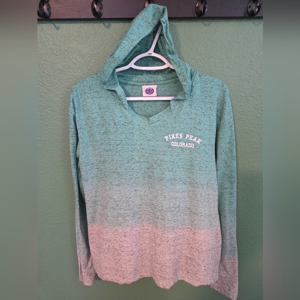 Pikes Peak Colorado Hooded Long Sleeve Shirt XL Ombre Green Gray